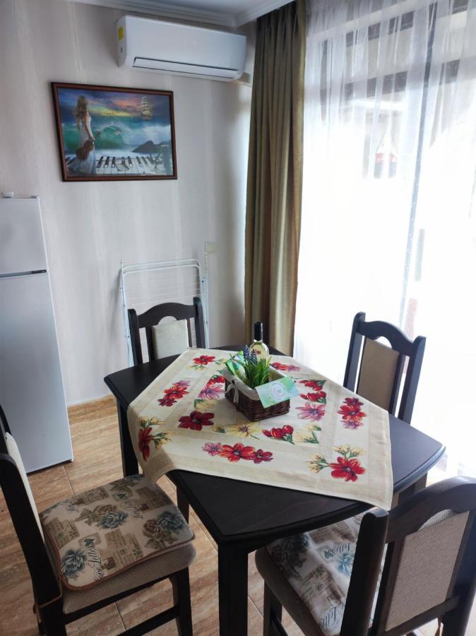 Jacky'S Apartament - Апартамент В Свети Влас Ngoại thất bức ảnh